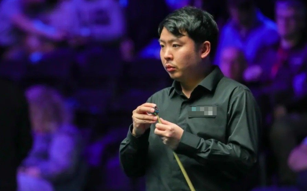 他第一个冲 他第一个冲