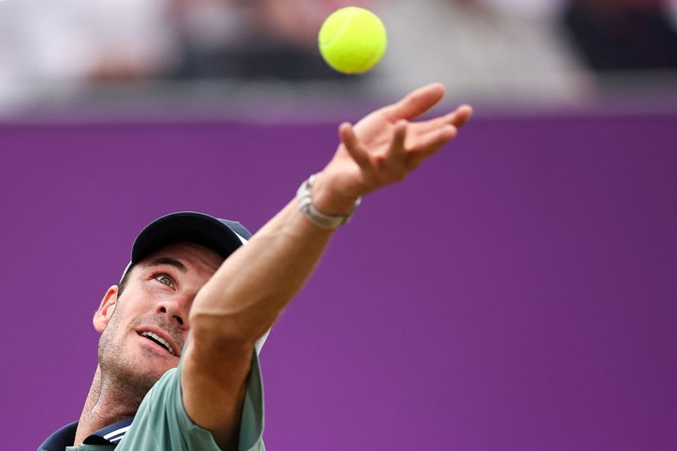 对手措手不 对手措手不