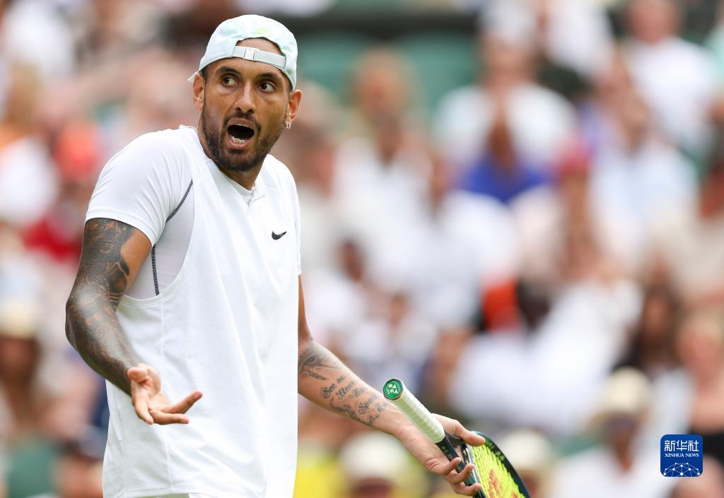 在激烈的足 在激烈的足