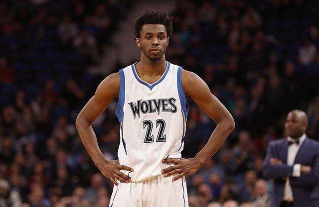 后场出球的 后场出球的